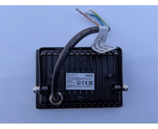 Фото подключение Прожектор Gauss Elementary 20W 1750lm 6500К 200-240V IP65 черный LED 1/20 арт. 613100320