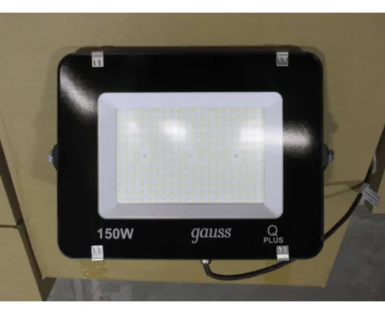 Фото Прожектор Gauss Qplus 150W 18000lm 6500K 175-265V IP65 черный LED  арт.