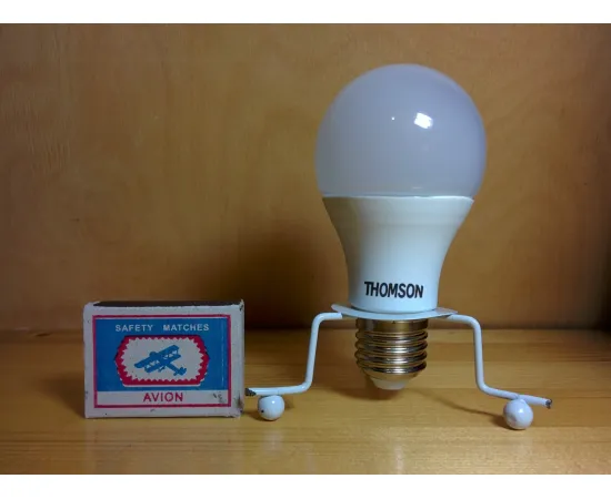 TM-75W-A9 лампа