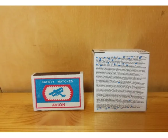 Philips CorePro LEDspotMV 4.5-50W GU10 827 36D упаковка