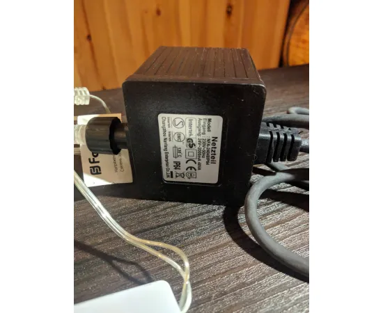 Гирлянда Feron CL11 5000K занавес (9w, 1.95*1.8м+5м шнур, драйвер в комплекте 24v) арт. 26741