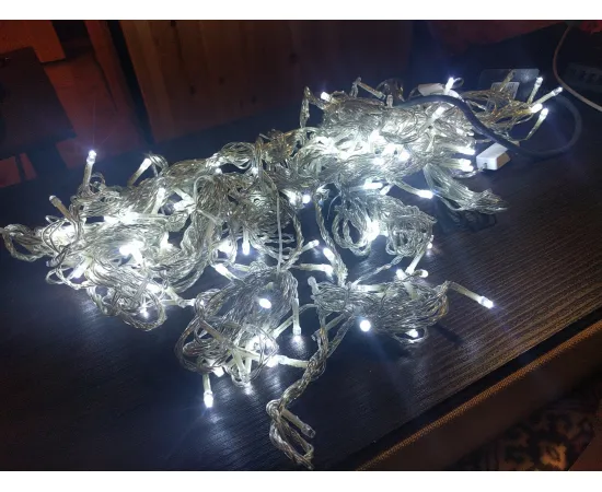 Гирлянда Feron CL11 5000K занавес (9w, 1.95*1.8м+5м шнур, драйвер в комплекте 24v) арт. 26741