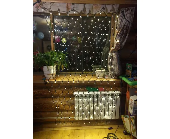 Гирлянда Feron CL30 4000K мишура красная (10w, 1.5*2м+1.5м шнур, 220v) арт. 26748