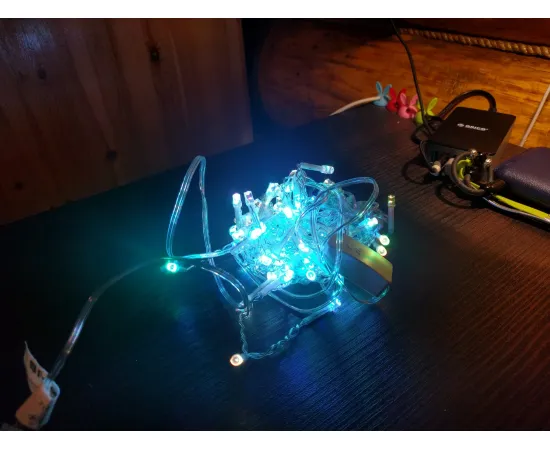Гирлянда Feron CL14 RGB бахрома (4w, 1.4м*0.4м+1.4м прозрачный шнур, 220v) арт. 26804 Гирлянда Feron CL14 RGB бахрома (4w, 1.4м*0.4м+1.4м прозрачный шнур, 220v) арт. 26804